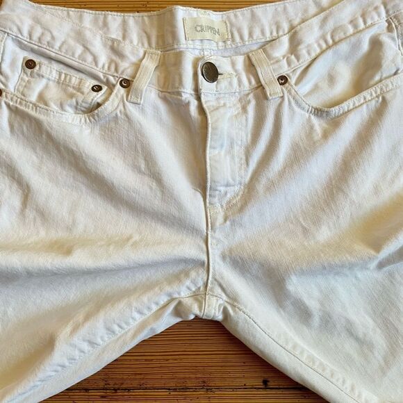 Crippen white straight leg cropped jeans. Size 29. - Picture 10 of 11